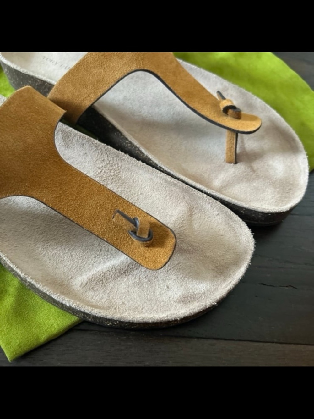 NIB ~ TORY BURCH MELLOW SUEDE THONG SANDALS sz 9.5 - Picture 9 of 12